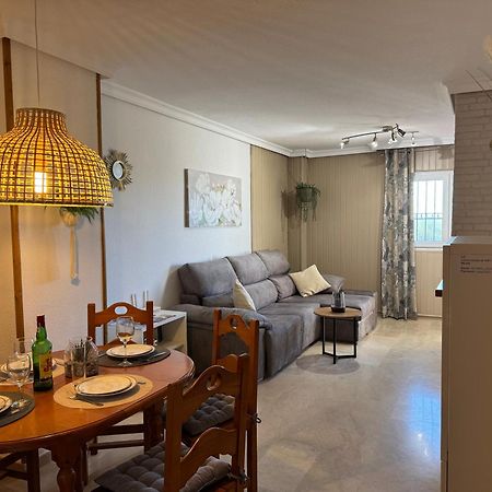Tolles Ferienhaus Mit Sonnenterrasse Direkt Am Meer イスラ・クリスティナ エクステリア 写真