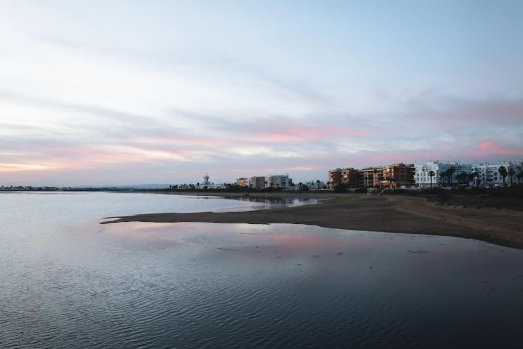 Tolles Ferienhaus Mit Sonnenterrasse Direkt Am Meer イスラ・クリスティナ エクステリア 写真
